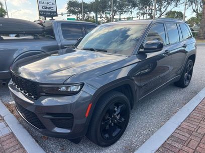 Used 2022 Jeep Grand Cherokee Altitude