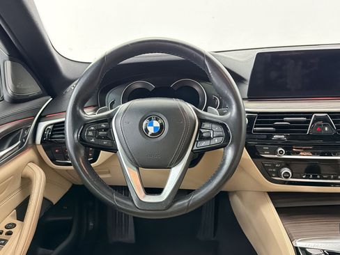 Used 2017 BMW 540i xDrive AWD/4WD image 24