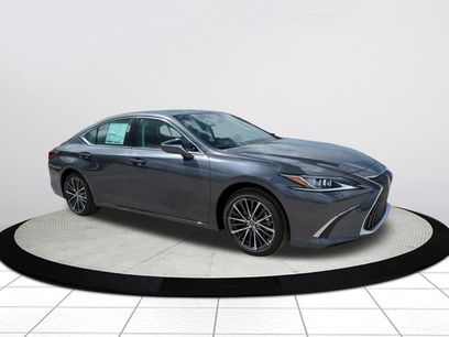 New 2025 Lexus ES 350 w/ Premium Package
