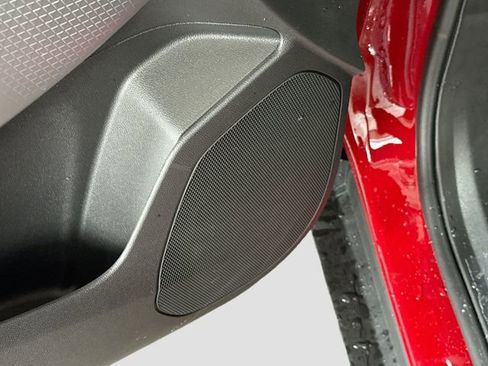 New 2026 Chevrolet Trax RS w/ Driver Confidence Package FWD image 19