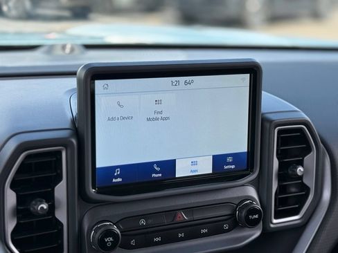 Certified 2022 Ford Bronco Sport Outer Banks w/ Tech Package AWD/4WD image 4
