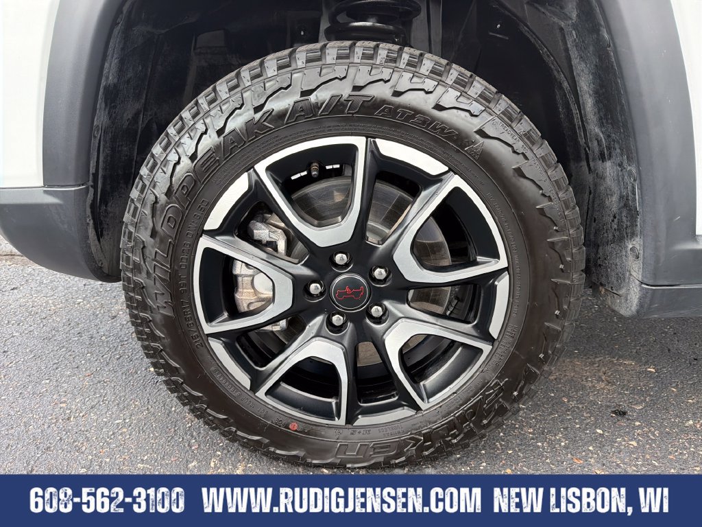 Used 2025 Jeep Compass Trailhawk AWD/4WD image 25
