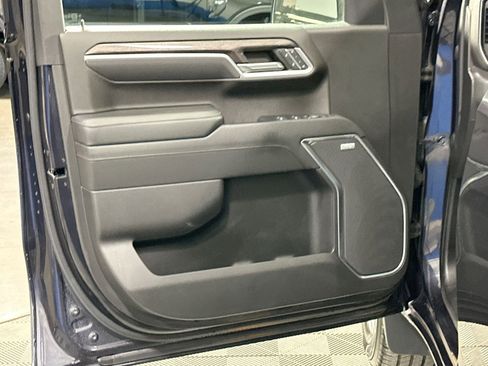 Used 2022 Chevrolet Silverado 1500 LTZ image 15