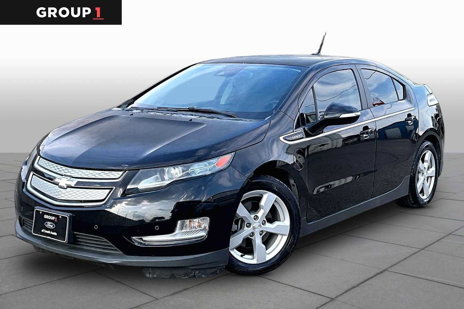 Used 2014 Chevrolet Volt w/ Enhanced Safety Package 2 FWD image 1