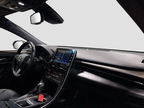 Used 2019 Toyota Avalon XLE FWD image 23