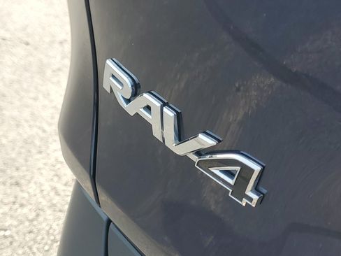 Certified 2025 Toyota RAV4 XLE AWD/4WD image 7