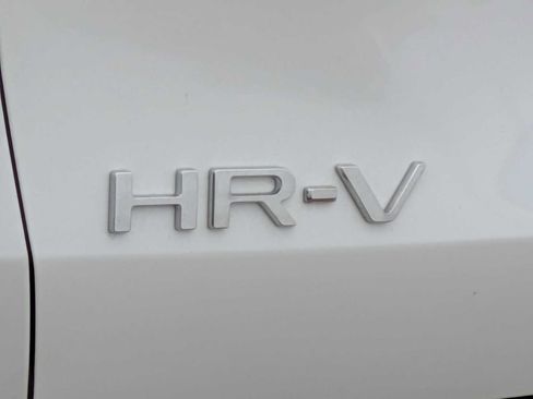 Certified 2024 Honda HR-V Sport image 12