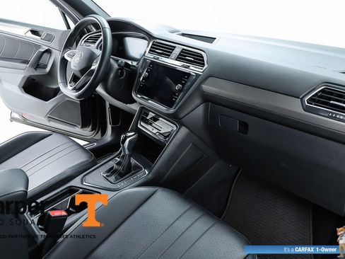 Used 2023 Volkswagen Tiguan SE R-Line FWD image 32