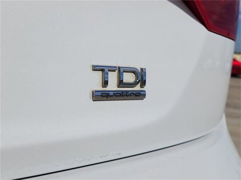 Used 2014 Audi Q7 TDI Prestige w/ Prestige Package image 10