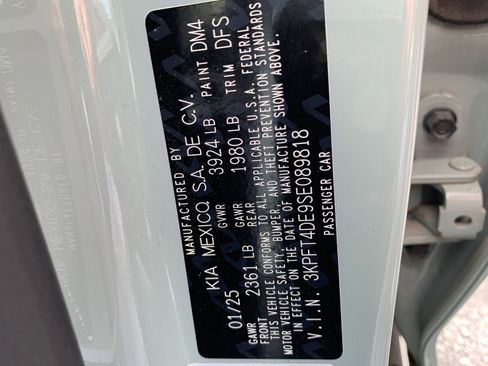 Used 2025 Kia K4 LXS image 28