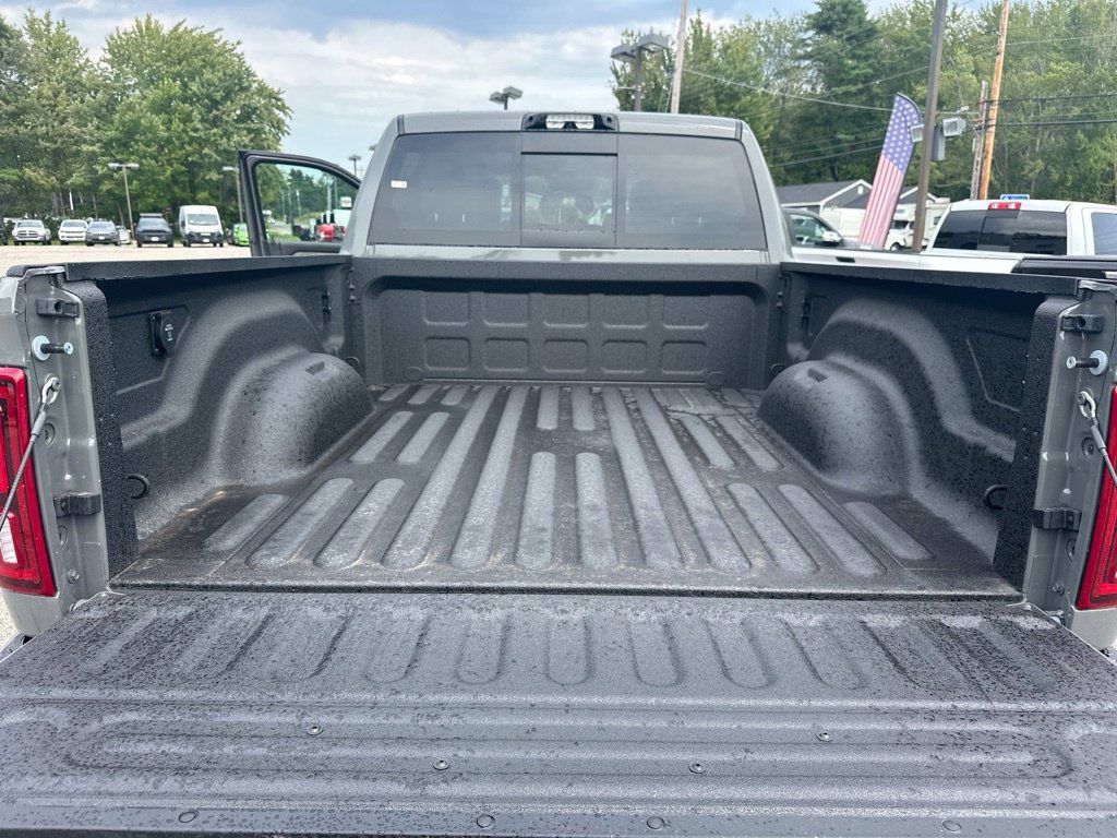 New 2027 RAM 2500 Limited AWD/4WD image 29