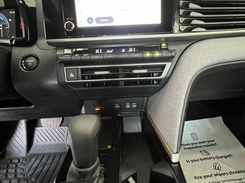 New 2025 Toyota Camry LE w/ Convenience Package image 12