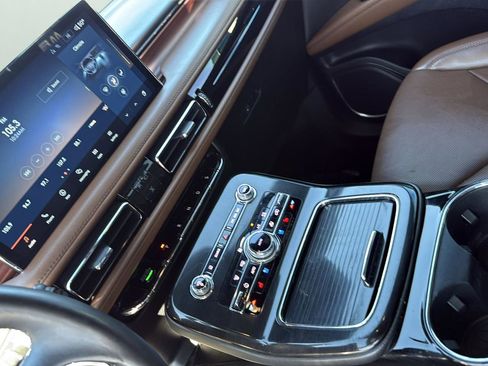 Certified 2022 Lincoln Nautilus Reserve image 21