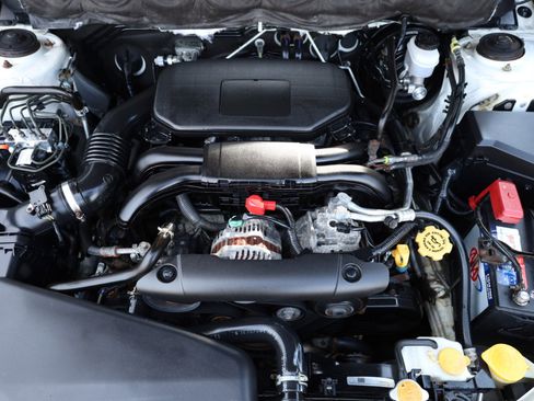 Used 2011 Subaru Legacy 2.5i Premium image 22