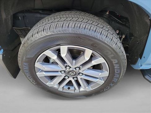 Used 2026 Toyota 4Runner Limited AWD/4WD image 11