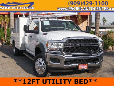 Used 2021 RAM 5500 Tradesman w/ Chrome Appearance Group image 1