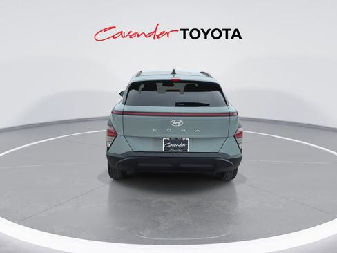 Used 2025 Hyundai Kona SEL FWD image 7