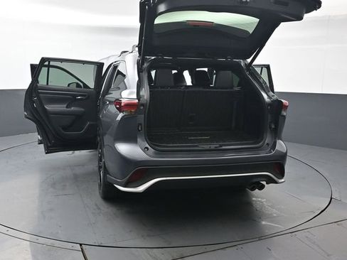 Certified 2023 Toyota Highlander XSE image 58