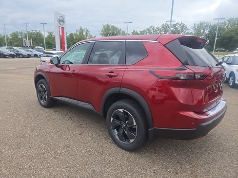 New 2026 Nissan Rogue SV image 5
