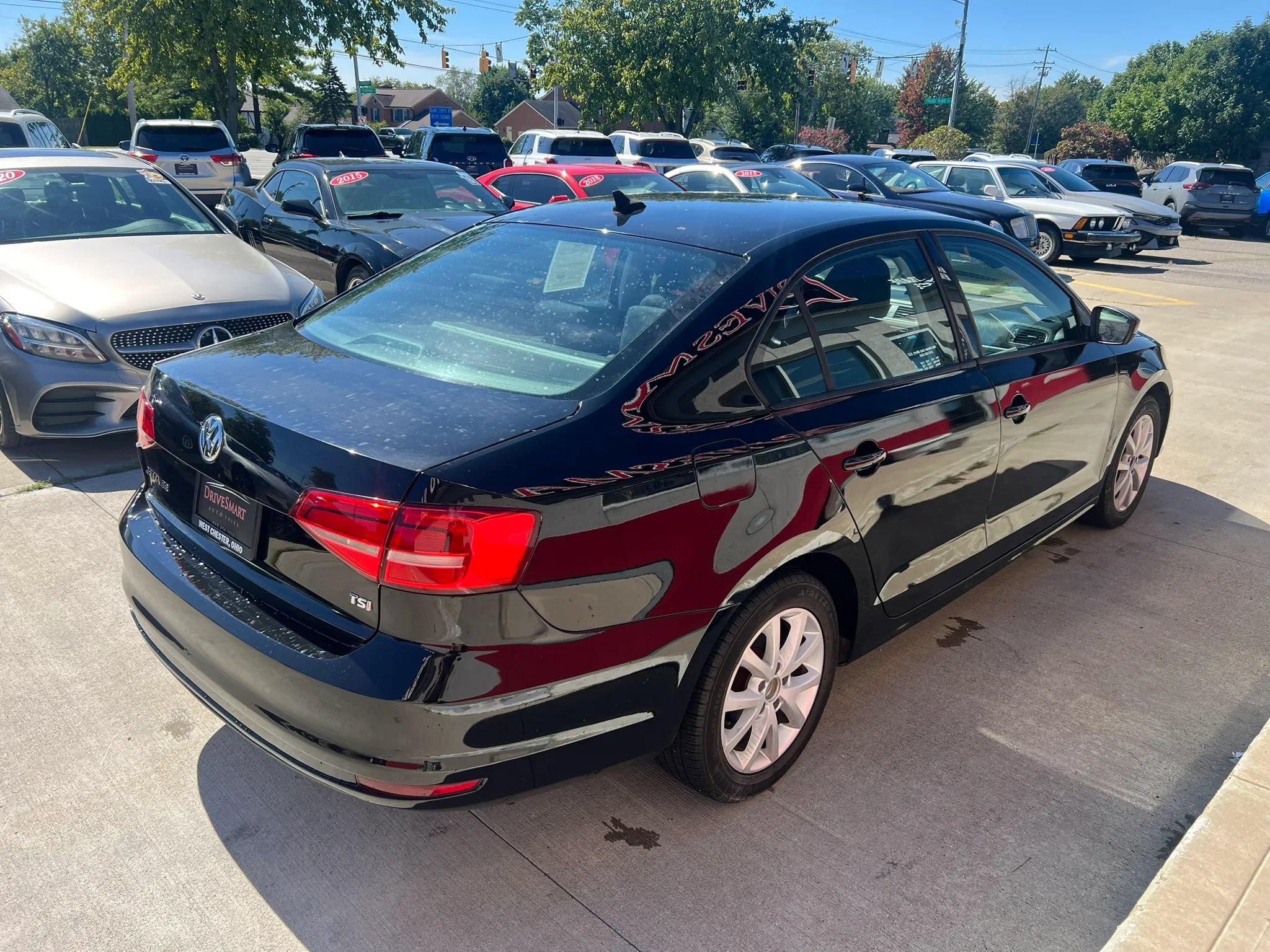 Used 2015 Volkswagen Jetta SE FWD image 6
