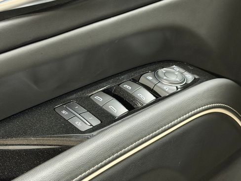 Certified 2023 Cadillac Escalade Sport Platinum w/ LPO, ONYX Package AWD/4WD image 24