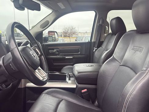 Used 2015 RAM 2500 Laramie w/ Convenience Group AWD/4WD image 11