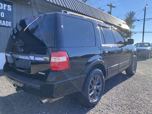 Used 2017 Ford Expedition Limited w/ Equipment Group 301A image 5