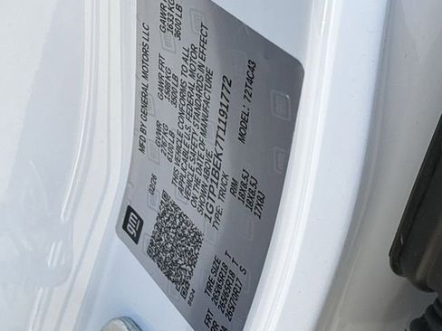 New 2026 GMC Canyon Elevation w/ Technology Package RWD image 24