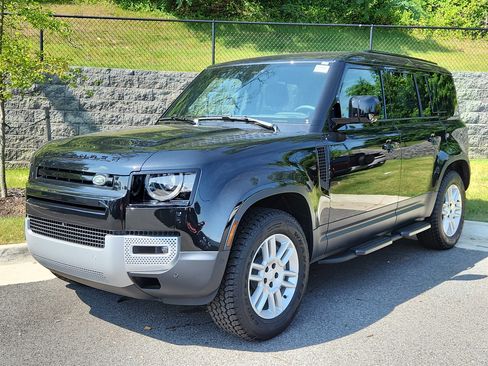 New 2025 Land Rover Defender 110 S image 1