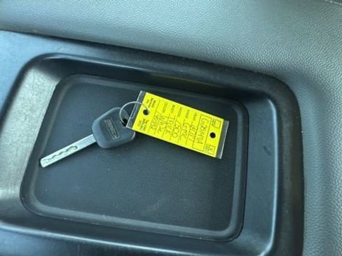 Used 2017 GMC Sierra 1500 4x4 Double Cab image 64