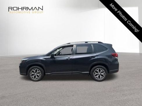 Used 2019 Subaru Forester Premium AWD/4WD image 8