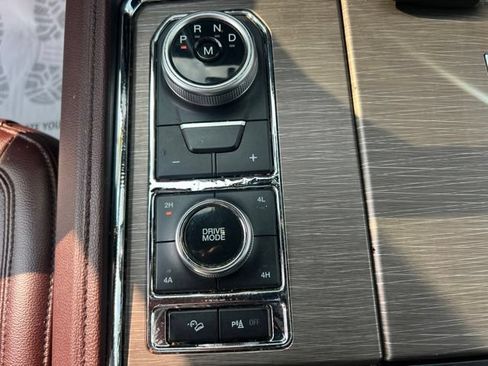 Used 2023 Ford Expedition Max Limited AWD/4WD image 36