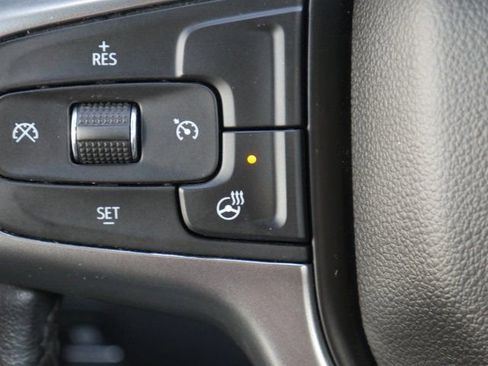 Used 2020 Chevrolet Silverado 1500 LT Trail Boss image 4