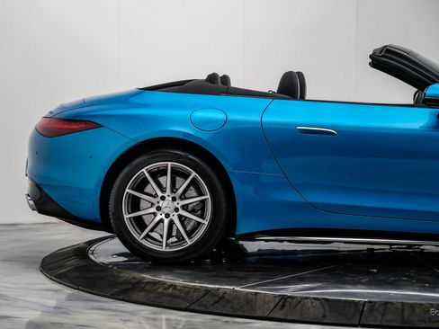 Used 2024 Mercedes-Benz SL 43 AMG image 28