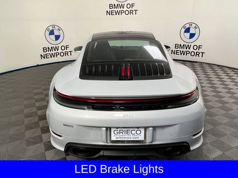 Used 2025 Porsche 911 Carrera image 9