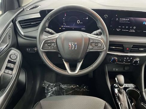 Used 2025 Buick Encore GX Preferred FWD image 20