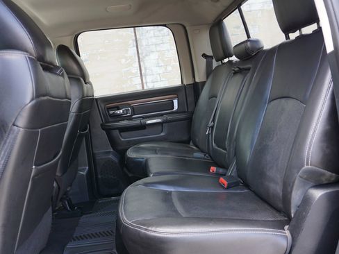 Used 2014 RAM 1500 Laramie w/ Convenience Group AWD/4WD image 19