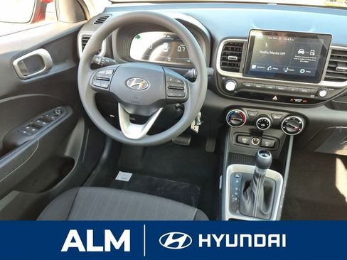 New 2026 Hyundai Venue SE image 21