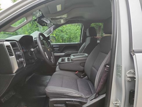 Used 2017 Chevrolet Silverado 2500 LT AWD/4WD image 20