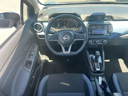 Used 2025 Nissan Versa SV FWD image 26