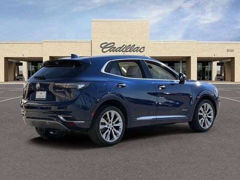 Used 2023 Buick Envision Avenir image 5