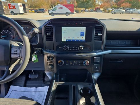 Used 2022 Ford F150 XL w/ STX Appearance Package image 17