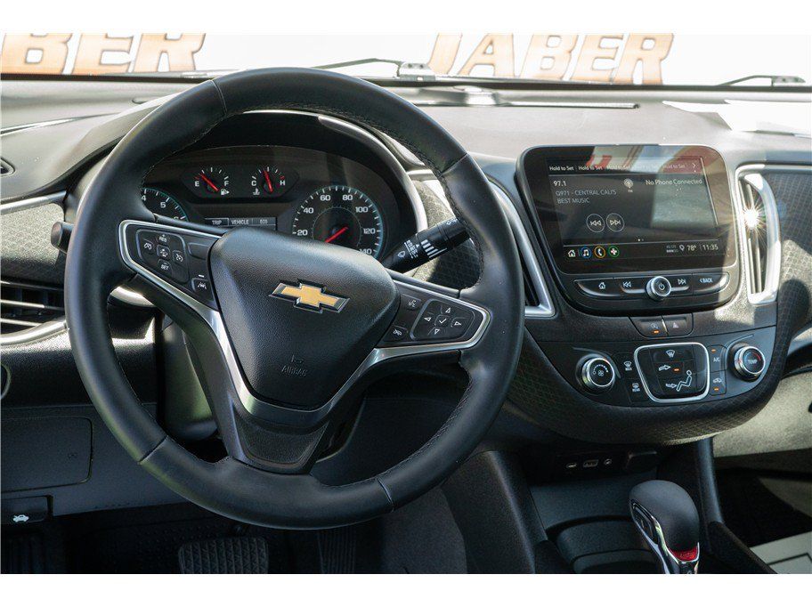 Used 2025 Chevrolet Malibu RS w/ LPO, Floor Liner Package FWD image 39