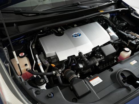 Used 2018 Toyota Prius Two w/ Prius Two Safety Plus Package image 56