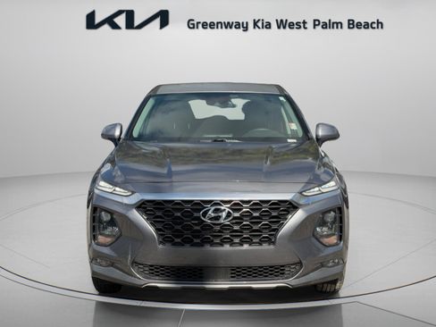 Used 2019 Hyundai Santa Fe SEL FWD image 2