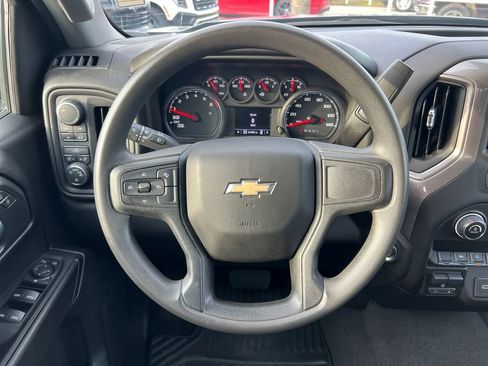 Certified 2024 Chevrolet Silverado 1500 Custom image 18