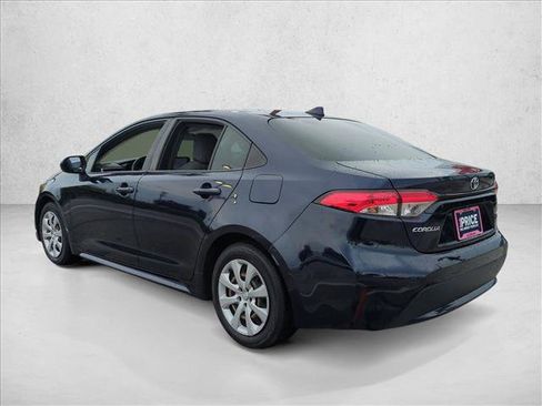 Certified 2022 Toyota Corolla LE FWD image 8