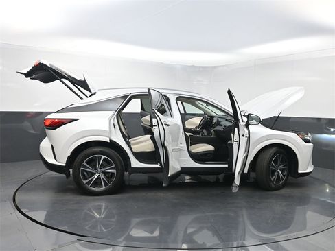 Used 2023 Lexus RX 350 Premium w/ Cold Area Package image 35