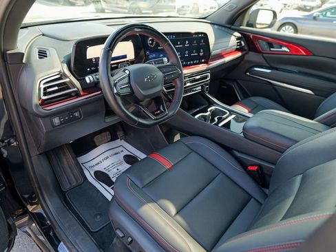 Used 2024 Chevrolet Traverse RS w/ LPO, Floor Liner Package image 20