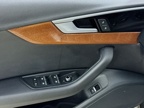 Used 2022 Audi A4 2.0T Premium image 20